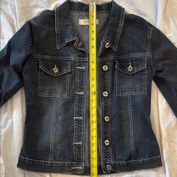 Stone women’s Classic Dark Denim Jean Jacket. Stretch denim. Medium. - Picture 8 of 11